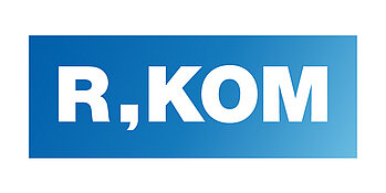 Logo: R,KOM (H4easy Referenz) Referenzlogo von R,KOM