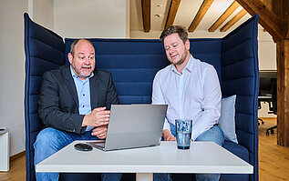 Header: Teamarbeit bei H4easy Header: Teamarbeit bei H4easy